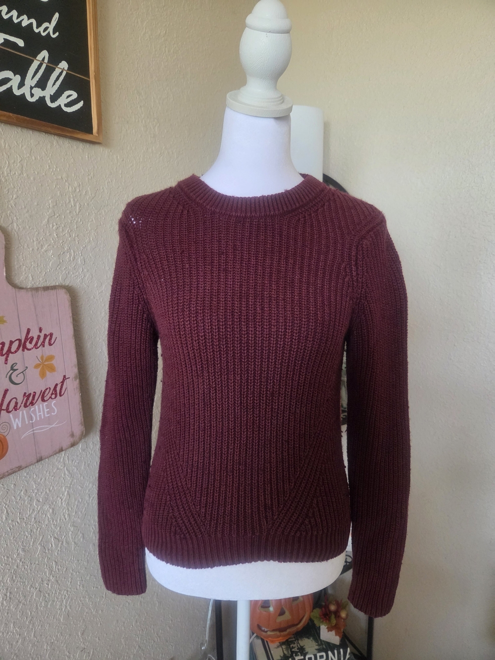 Ann Taylor Crewneck Sweater in Burgundy